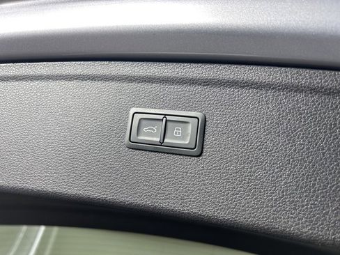 Used 2023 Audi Q5 2.0T Premium Plus image 19