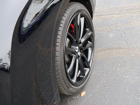 Used 2023 Bentley Continental GT Azure image 40