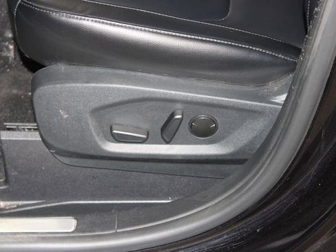 Used 2024 Ford Edge Titanium AWD/4WD image 16