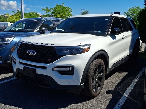 Used 2021 Ford Explorer ST w/ Equipment Group 401A AWD/4WD image 3