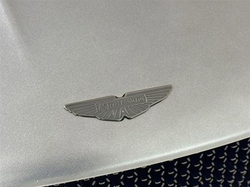 Used 2019 Aston Martin DBS Superleggera RWD image 30