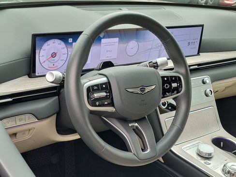 Certified 2026 Genesis GV80 2.5T Select AWD/4WD image 9
