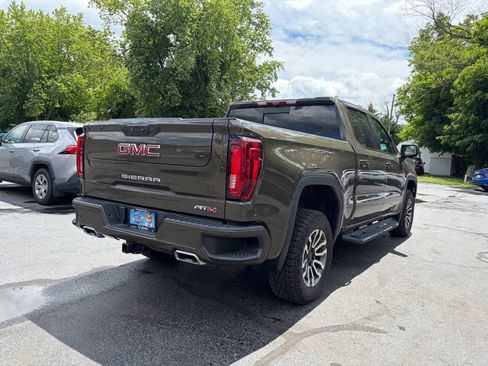 Used 2023 GMC Sierra 1500 AT4 w/ AT4 Premium Package AWD/4WD image 8