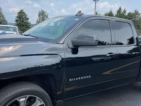 Used 2019 Chevrolet Silverado 1500 LT w/ All Star Edition AWD/4WD image 2