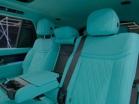 Used 2026 Land Rover Range Rover Long Wheelbase SE image 27