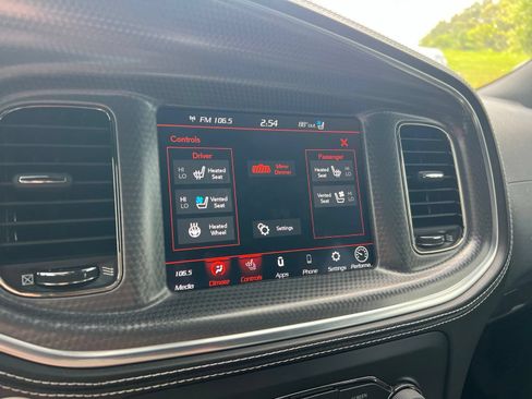 Used 2022 Dodge Charger SRT Hellcat w/ Harman/Kardon Audio Group RWD image 19