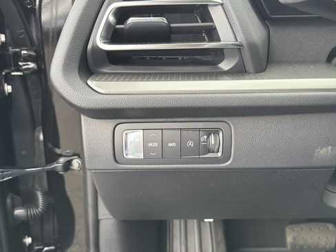 New 2026 Chevrolet Traverse RS AWD/4WD image 16