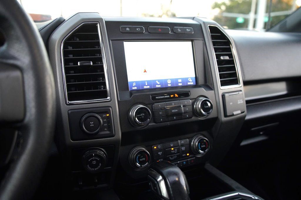 Used 2019 Ford F150 Raptor w/ Equipment Group 802A Luxury AWD/4WD image 21