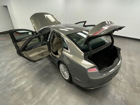 Used 2017 Lincoln MKZ Reserve image 50