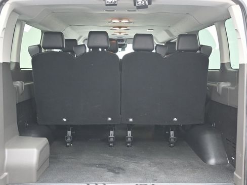 Used 2020 Ford Transit 350 XL image 15