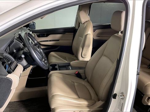 Used 2023 Honda Odyssey Touring image 34