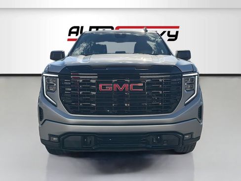 Used 2025 GMC Sierra 1500 Elevation AWD/4WD image 2