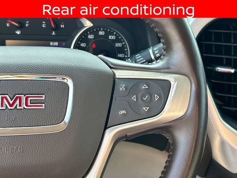 Used 2020 GMC Acadia SLT w/ LPO, Floor Liner Package FWD image 24