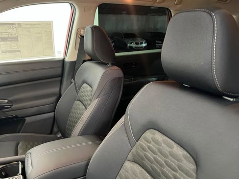 New 2026 Nissan Pathfinder SV AWD/4WD image 16