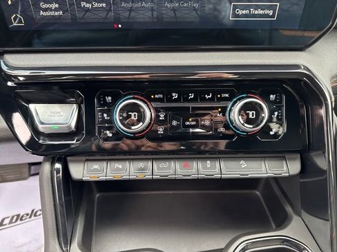 Used 2024 GMC Sierra 1500 AT4 w/ Technology Package image 25