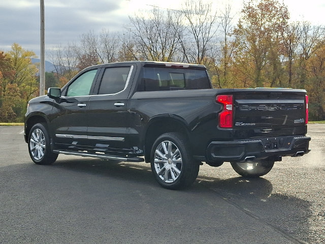 Used 2026 Chevrolet Silverado 1500 High Country w/ High Country Premium Package AWD/4WD image 6