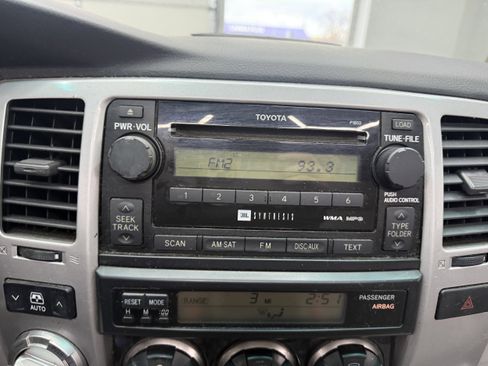 Used 2006 Toyota 4Runner Limited image 15