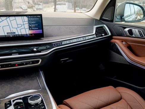 Used 2023 BMW X7 xDrive40i w/ Premium Package image 47