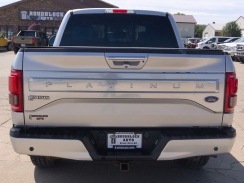 Used 2015 Ford F150 Platinum w/ Equipment Group 701A Luxury AWD/4WD image 4