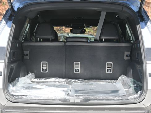 Certified 2026 Subaru Outback Premium AWD/4WD image 36
