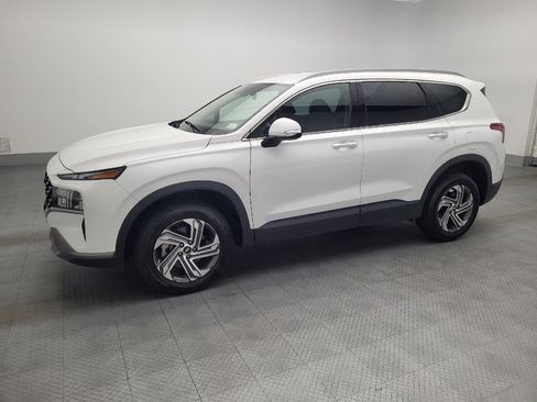 Used 2023 Hyundai Santa Fe SEL image 2