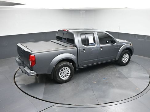 Used 2018 Nissan Frontier SV image 36