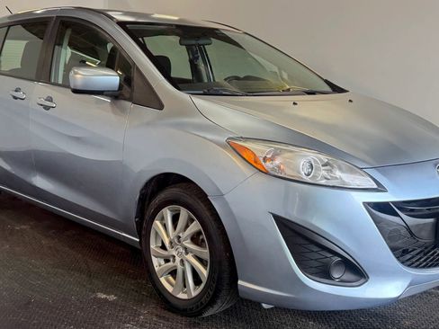 Used 2012 MAZDA MAZDA5 Sport image 2