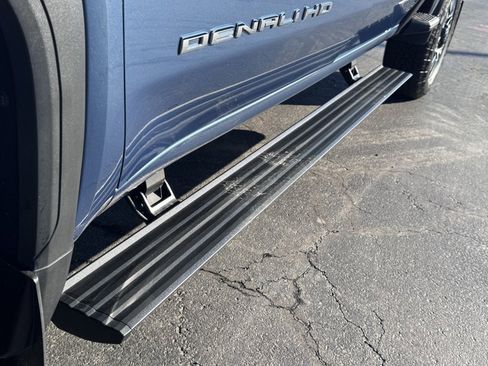 Used 2024 GMC Sierra 2500 Denali w/ Denali Reserve Package image 42