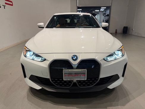 Used 2023 BMW i4 eDrive35 w/ Premium Package RWD image 4