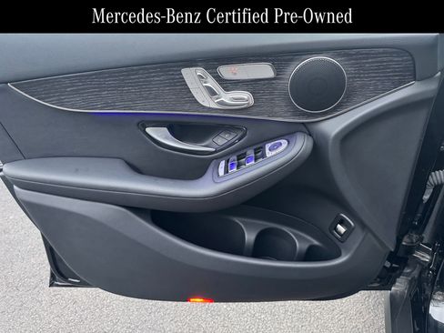 Certified 2022 Mercedes-Benz GLC 300 4MATIC image 4