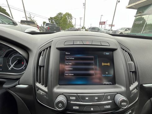 Used 2014 Buick Regal FWD image 14