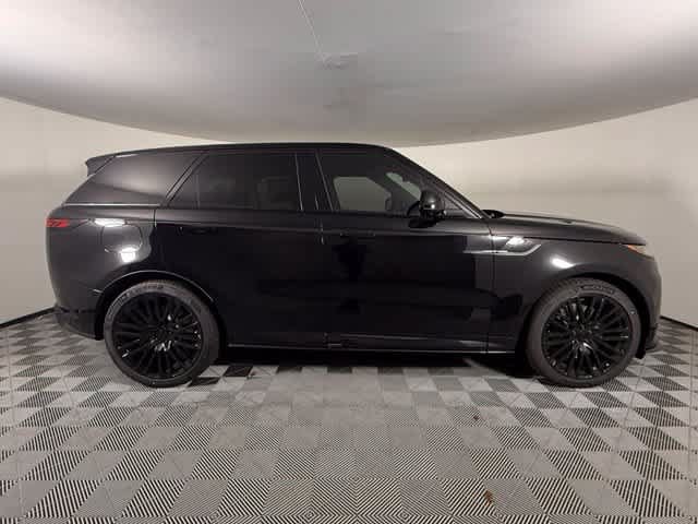 New 2027 Land Rover Range Rover Sport HST AWD/4WD image 8
