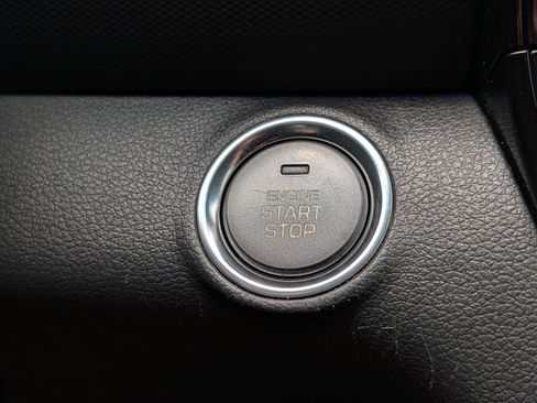 Used 2022 Hyundai Ioniq SE FWD image 30
