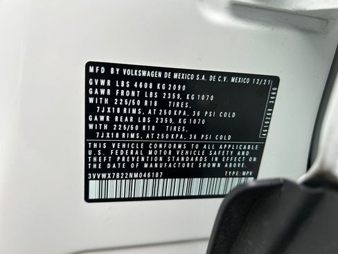 Used 2022 Volkswagen Taos SE image 34
