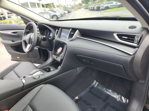 Used 2025 INFINITI QX50 Luxe image 22
