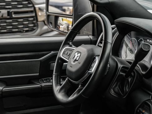 Used 2023 RAM 2500 Big Horn w/ Night Edition AWD/4WD image 17