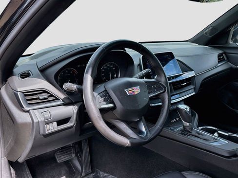 Used 2026 Cadillac CT4 Luxury RWD image 9