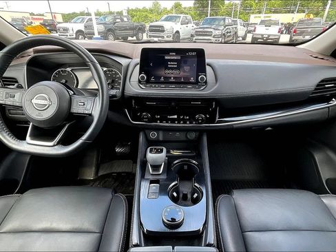 Used 2023 Nissan Rogue SL AWD/4WD image 5
