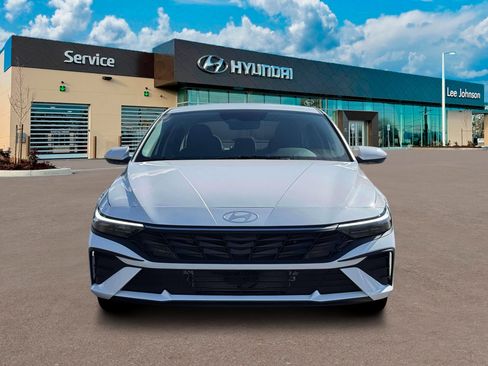 New 2026 Hyundai Elantra Blue image 12