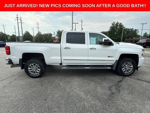 Used 2018 Chevrolet Silverado 3500 LTZ w/ Duramax Plus Package AWD/4WD image 6