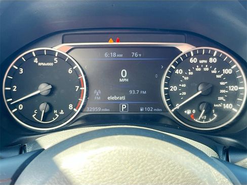 Used 2022 Nissan Altima 2.5 SR image 12