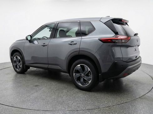 Used 2025 Nissan Rogue SV FWD image 6