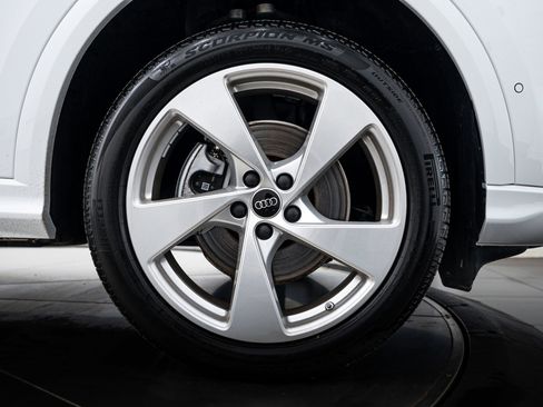 Certified 2025 Audi Q5 Premium Plus w/ Premium Plus image 21