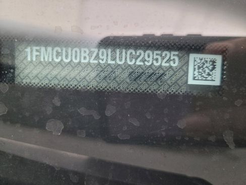 Used 2020 Ford Escape SE Sport image 33