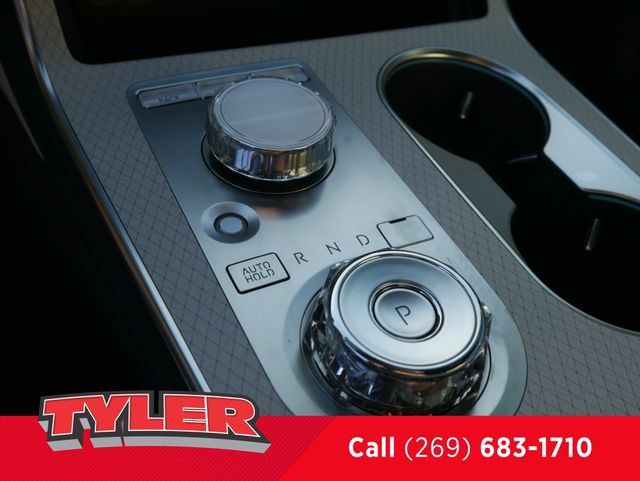 Used 2025 Genesis GV80 3.5T Prestige AWD/4WD image 39