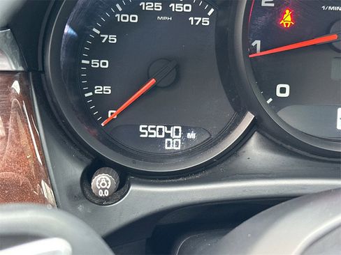 Used 2020 Porsche Macan image 24