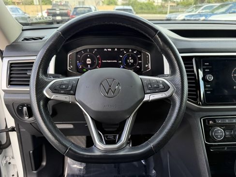 Used 2022 Volkswagen Atlas SEL R-Line image 16