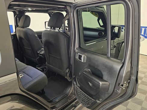 Used 2021 Jeep Wrangler Unlimited Sport image 34