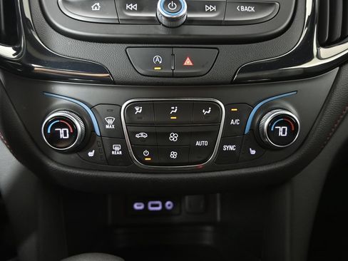 Used 2023 Chevrolet Equinox RS AWD/4WD image 30