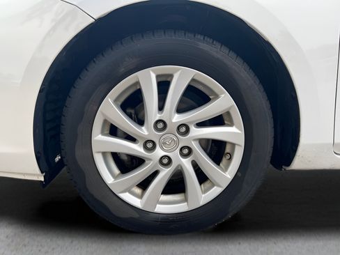 Used 2012 MAZDA MAZDA3 i Touring FWD image 32